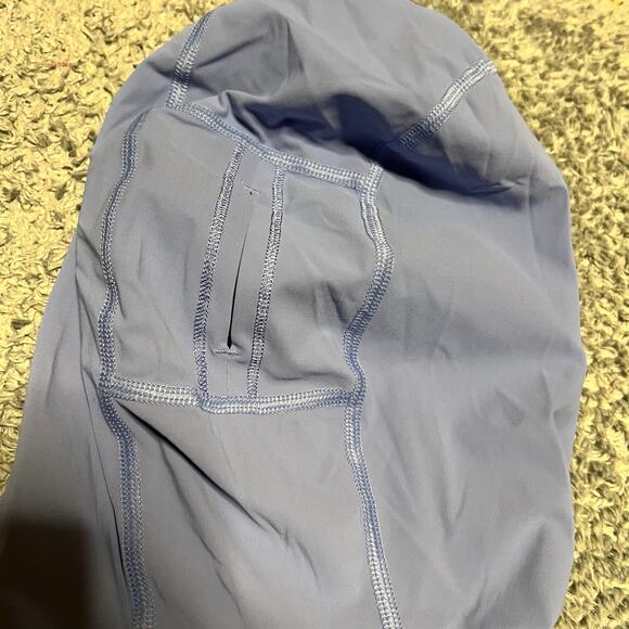 Lululemon Runbeam Hoodie Womens Small ?? Purple Lightweight Running Hair Hole - Picture 5 of 7